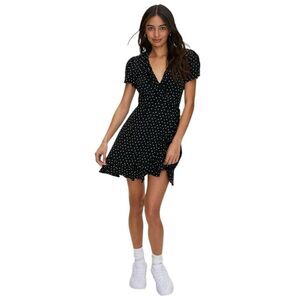 NWT Sunday Best Aritza New Ruffle Black Wrap Size XS